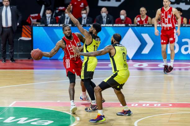 即使他再伟 即使他再伟