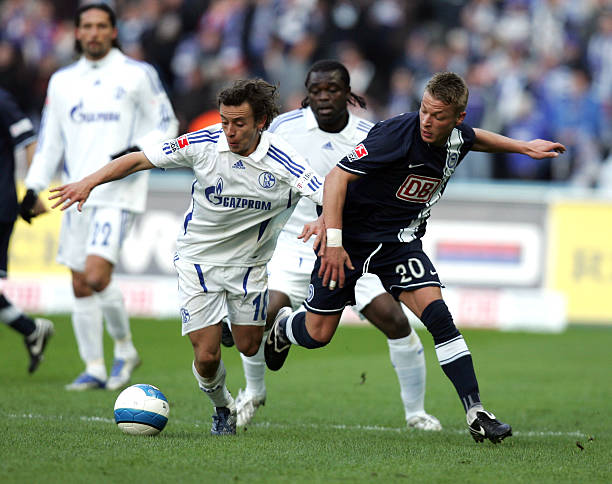 这名年轻球 这名年轻球