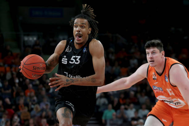 而在这个过 而在这个过